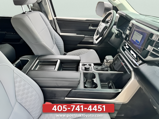 Used 2023 White Toyota SR5 image 17