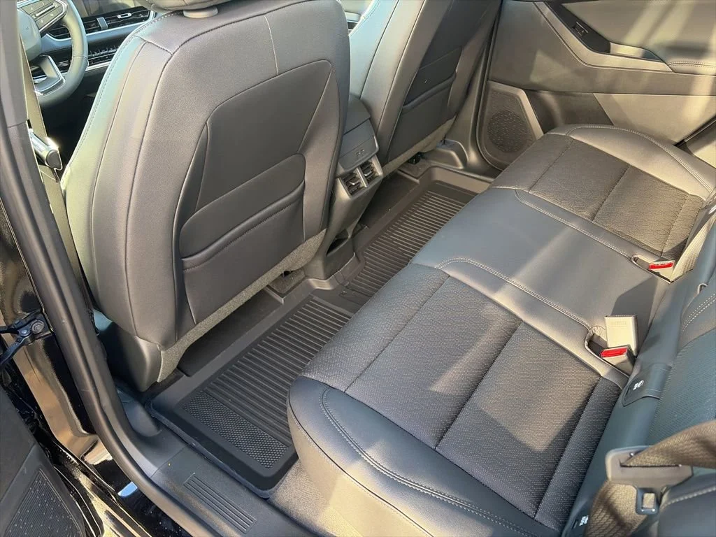 2026 Chevrolet Equinox LT - Photo 17