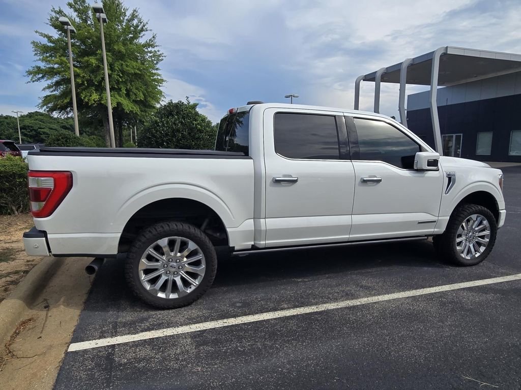 Used 2021 White Ford Limited image 4