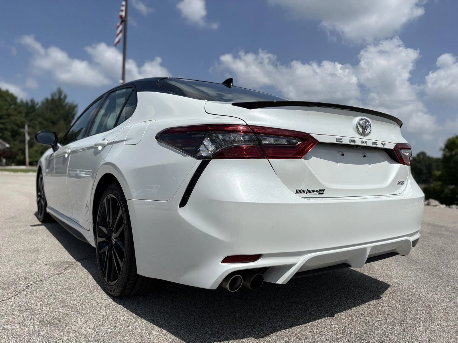 Used 2023 Midnight Black Metallic Toyota XSE V6 image 19