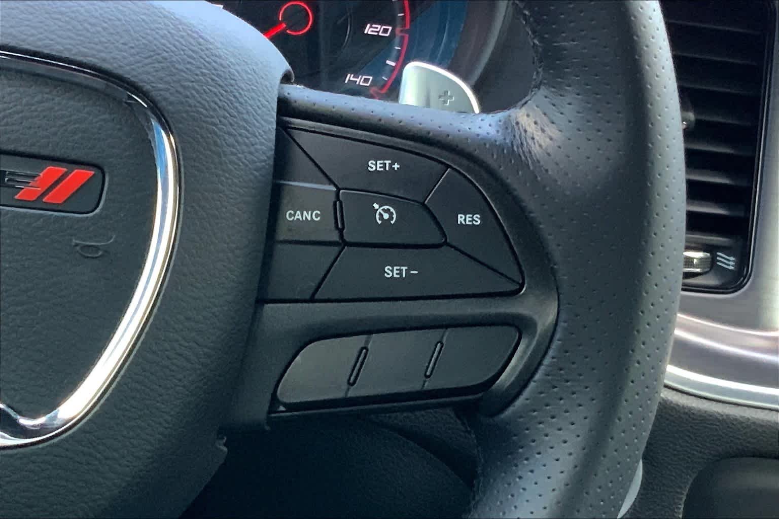 Used 2018 Pitch Black Clearcoat Dodge SXT Plus image 24