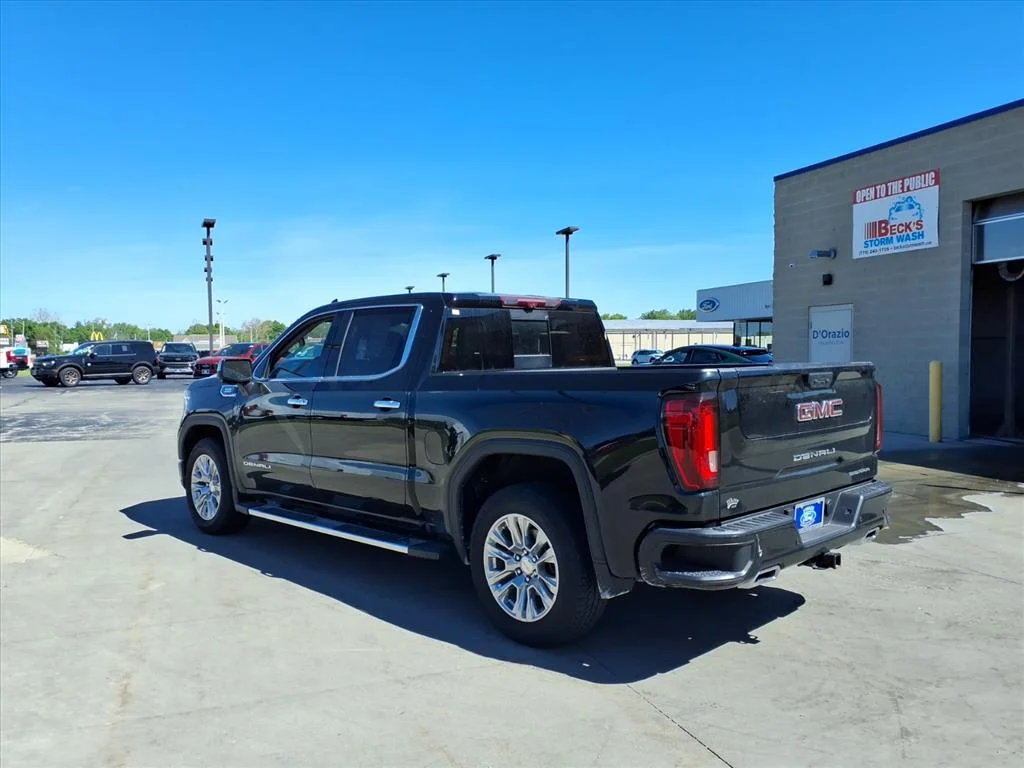 Used 2024 Black GMC Denali image 3