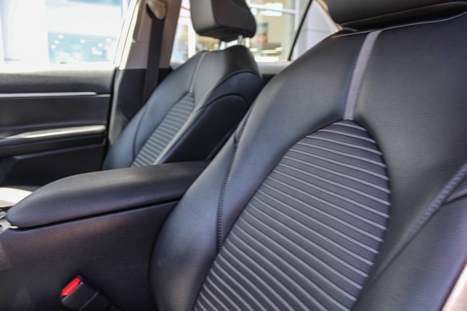 Certified Used 2023 Ice Toyota SE image 21