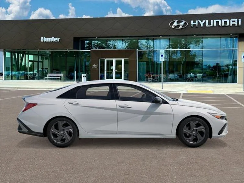 New 2026 Serenity White Hyundai SEL Sport Plus image 7