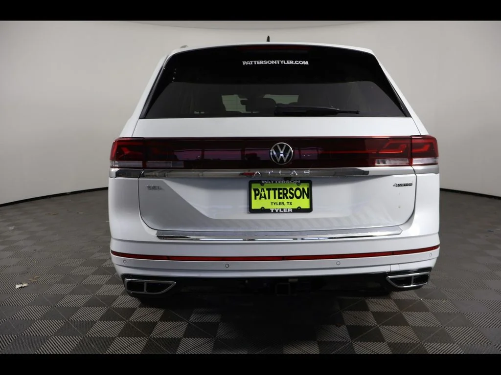 New 2026 White/off-white Volkswagen 2.0T SEL Premium R-Line image 5