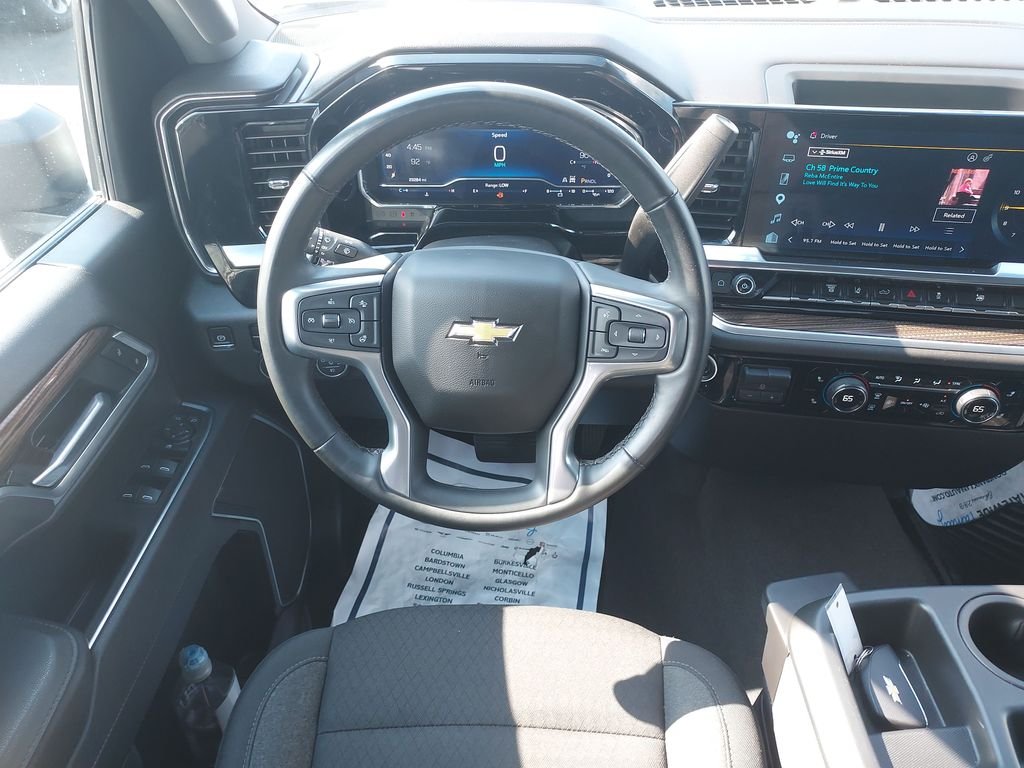 Used 2025 Gray Chevrolet LT image 16