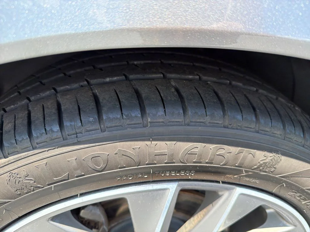 Used 2020 Gray Cadillac Sport image 28