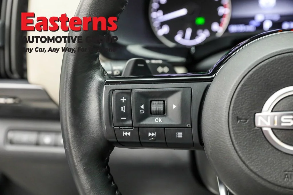 Used 2023 Gray Nissan SL image 14