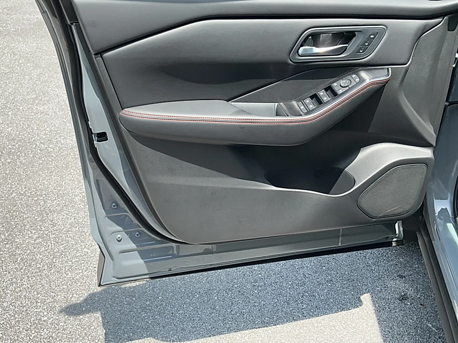 New 2026 Boulder Gray Pearl Nissan Rock Creek image 6