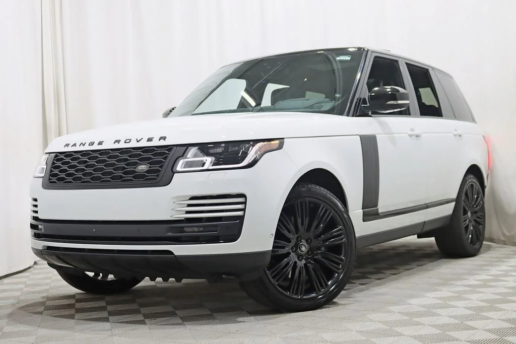 Used 2021 White Land Rover Westminster image 7