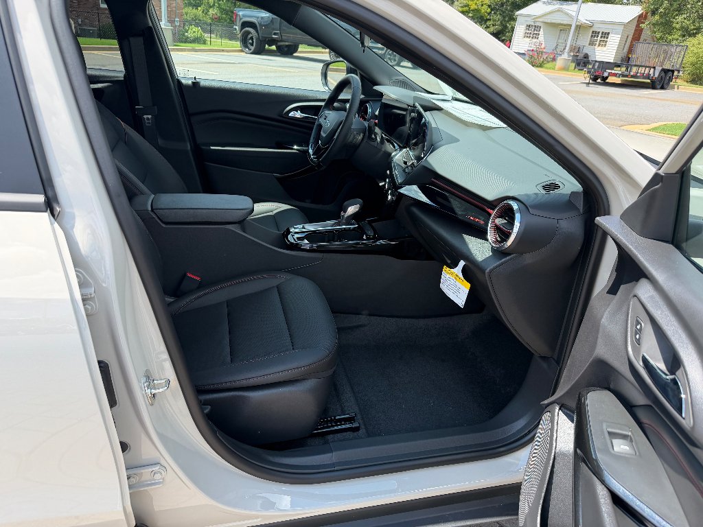 2026 Chevrolet Trax RS - Photo 20