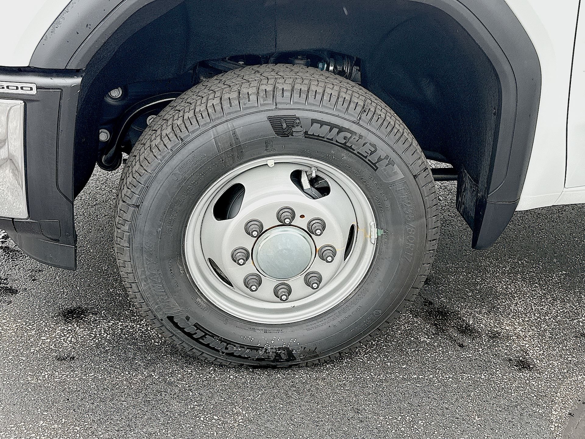 2025 GMC Sierra 3500HD Pro - Photo 28