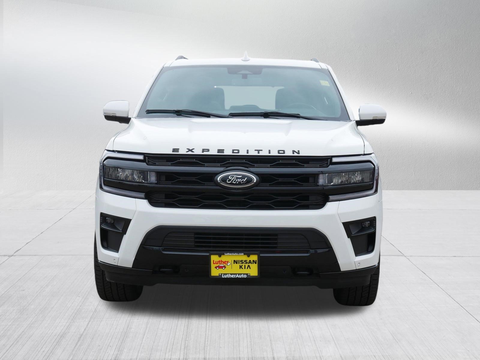 Used 2022 Ford Expedition Limited with VIN 1FMJU2AT9NEA50947 for sale in Inver Grove, Minnesota