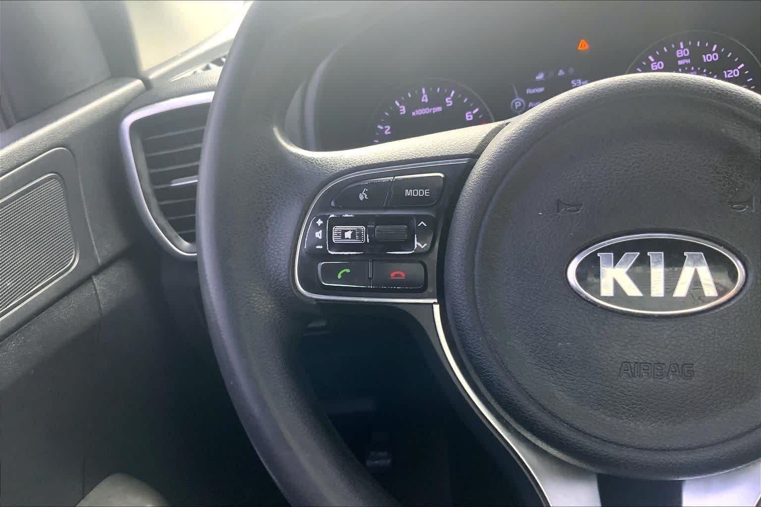Used 2018 Sparkling Silver Kia LX image 24