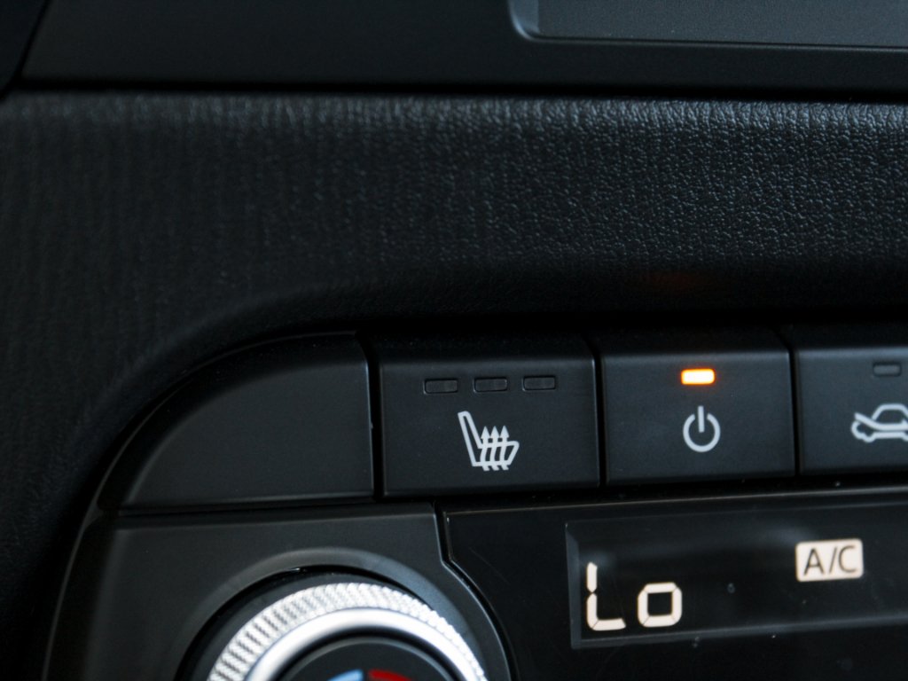 2025 Mazda CX-5 S Preferred package - Photo 32