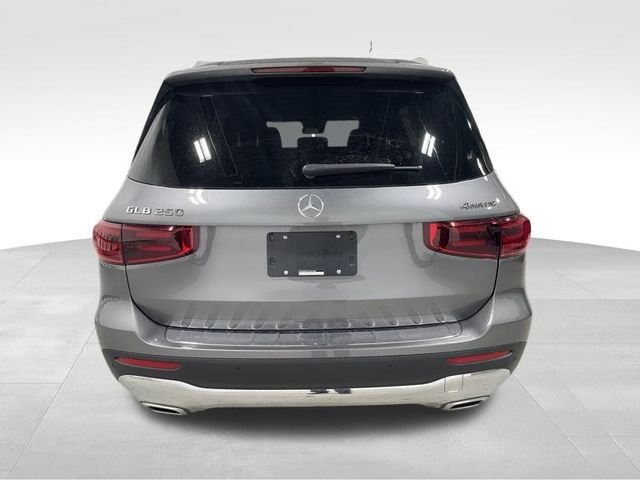 New 2026  Mercedes-Benz GLB 250 image 6