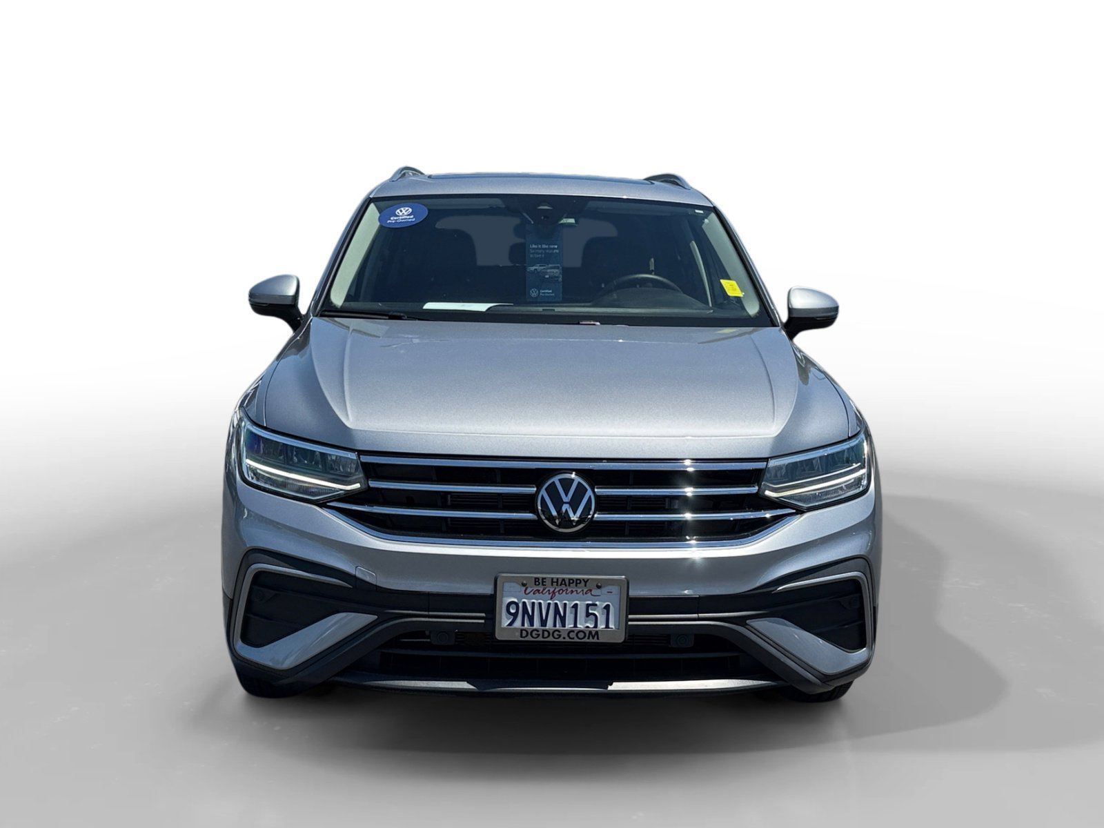 Certified Used 2024 Pyrite Silver Metallic Volkswagen SE image 8