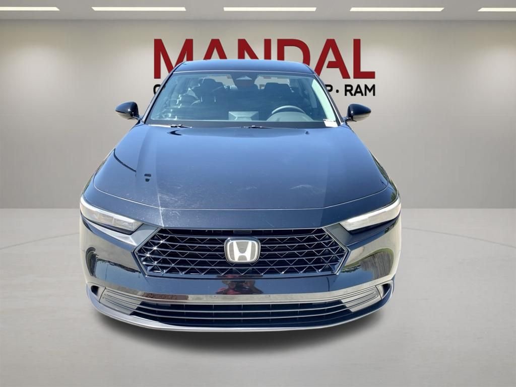 Used 2025 Black Honda LX image 3