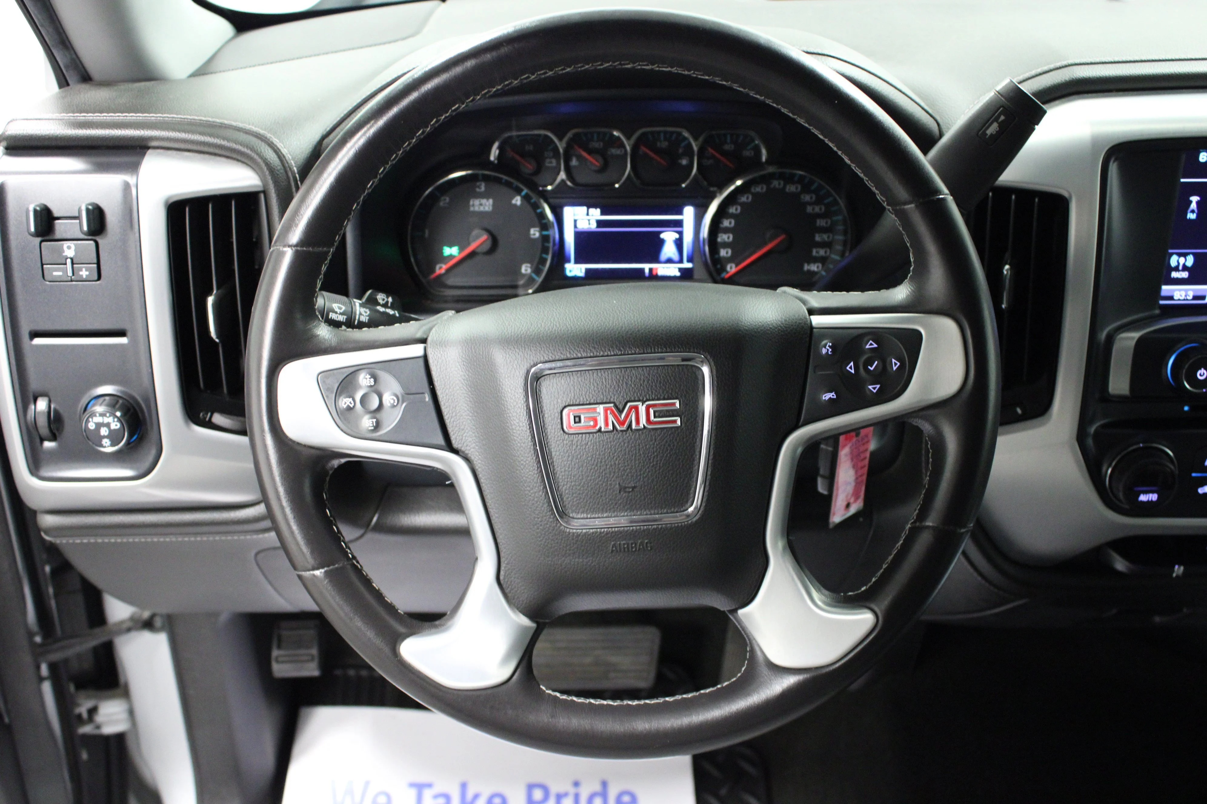 Used 2018 QUICKSILVER METALLIC GMC SLE image 17