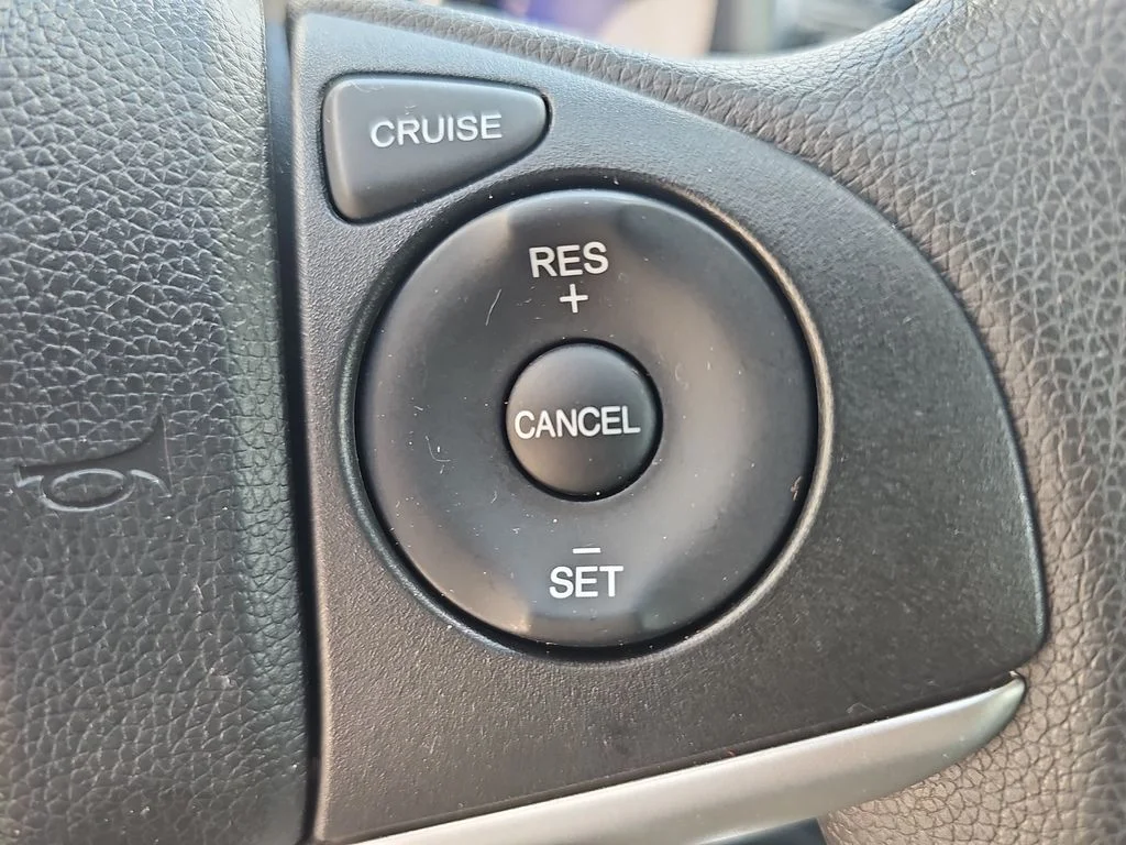 Used 2015  Honda LX image 18