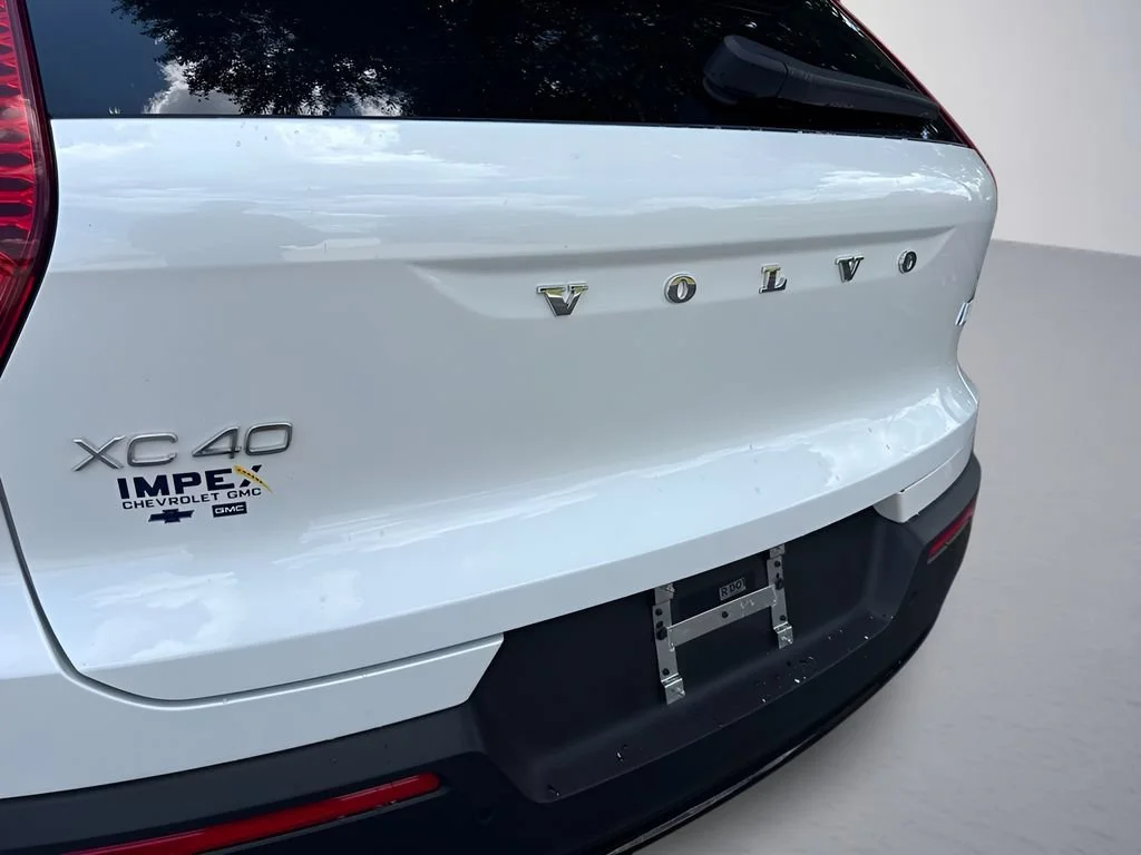 Used 2023  Volvo Ultimate image 30
