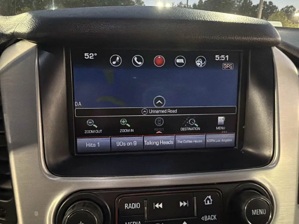 Used 2016 Black GMC SLT image 21
