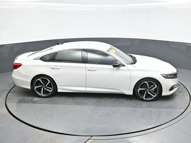 Used 2022 White Honda Sport image 16