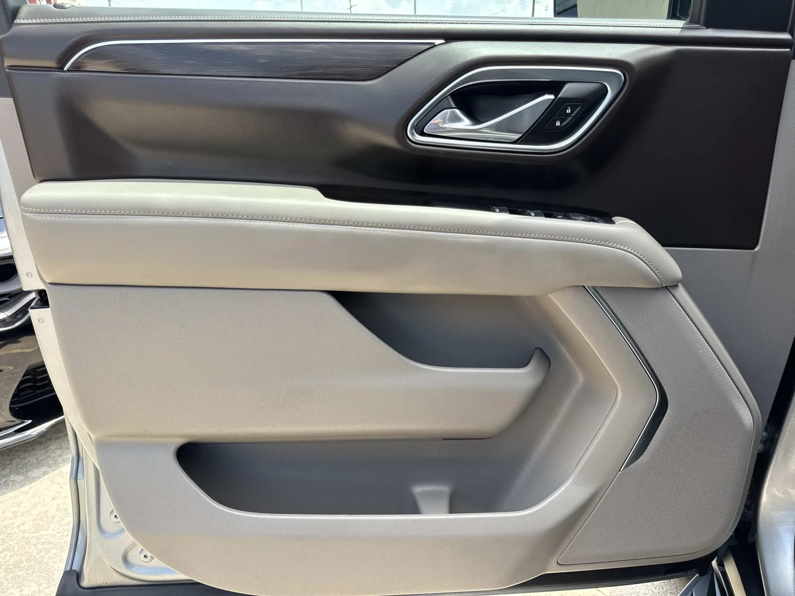 Used 2024 Sterling Gray Metallic Chevrolet LS image 18