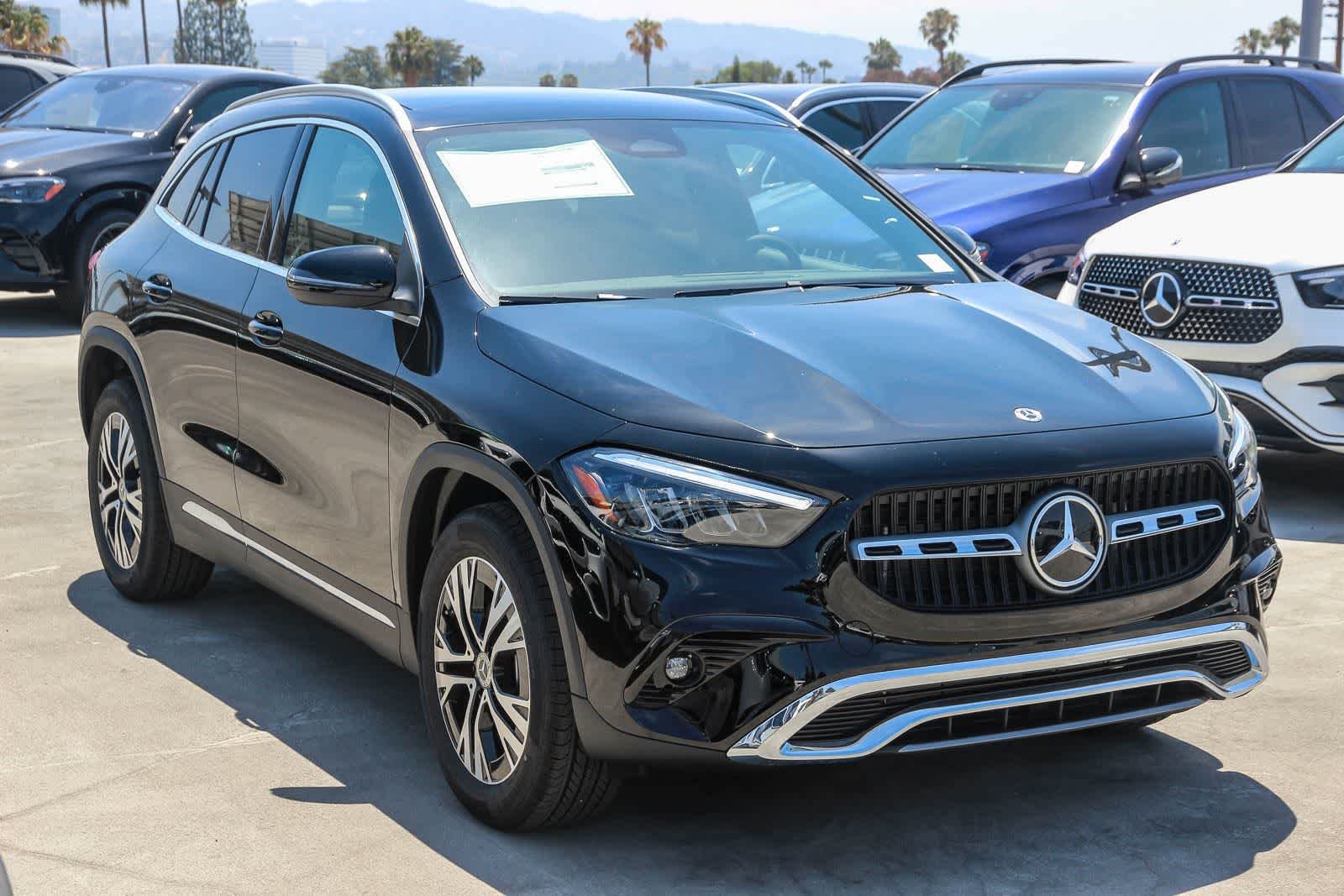 New 2026 Night Black Mercedes-Benz GLA 250 image 3