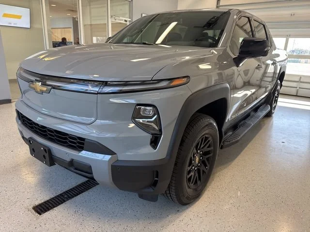 2026 Chevrolet Silverado EV LT - Photo 9