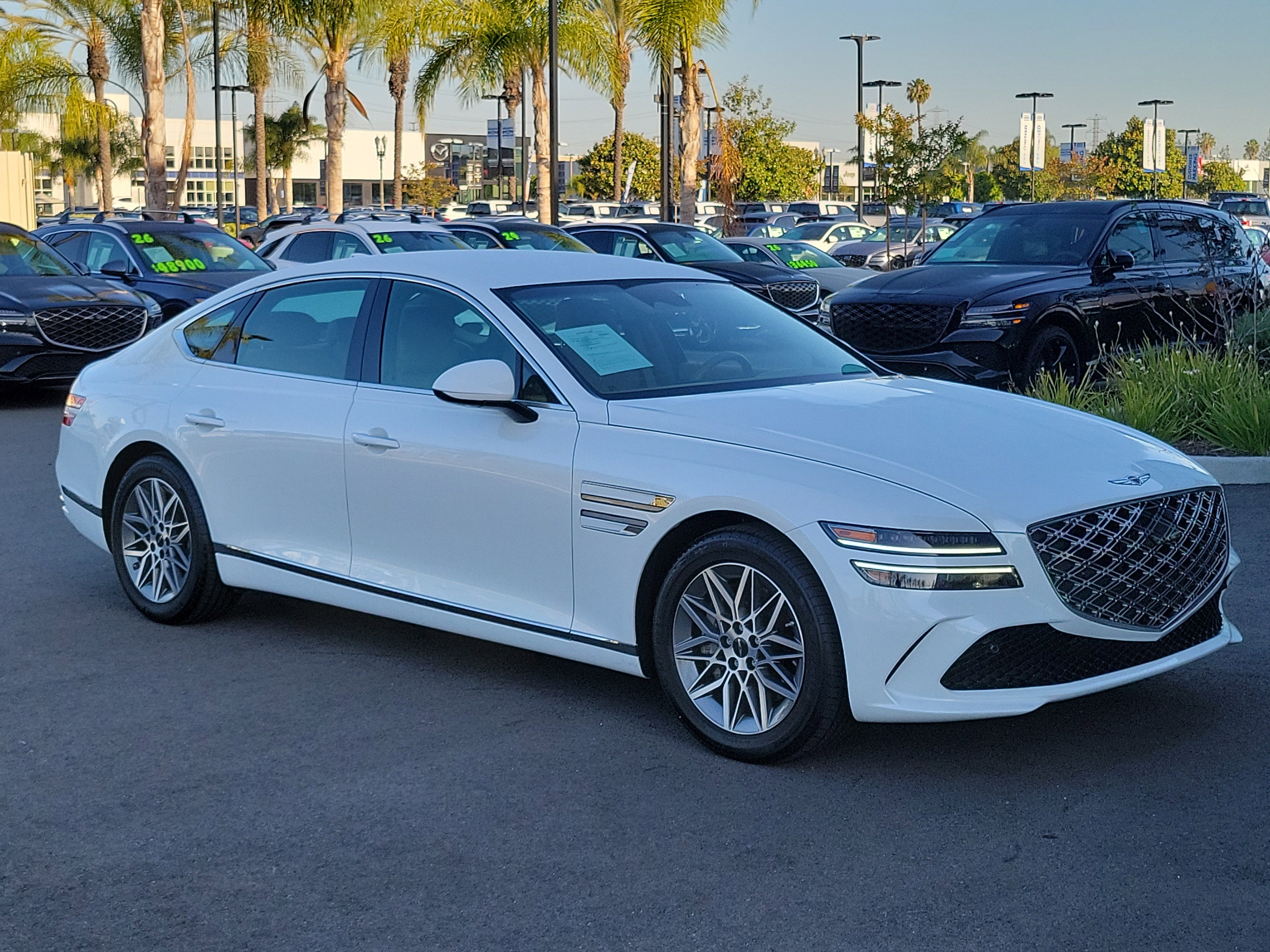 Certified Used 2026 Uyuni White Genesis 2.5T image 24