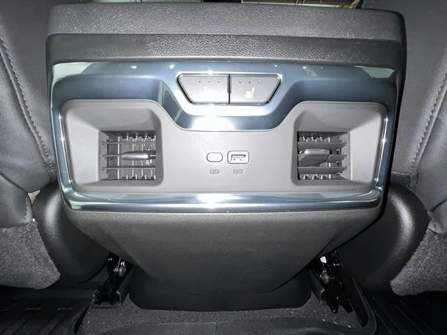 2026 GMC Sierra 1500 SLT - Photo 21