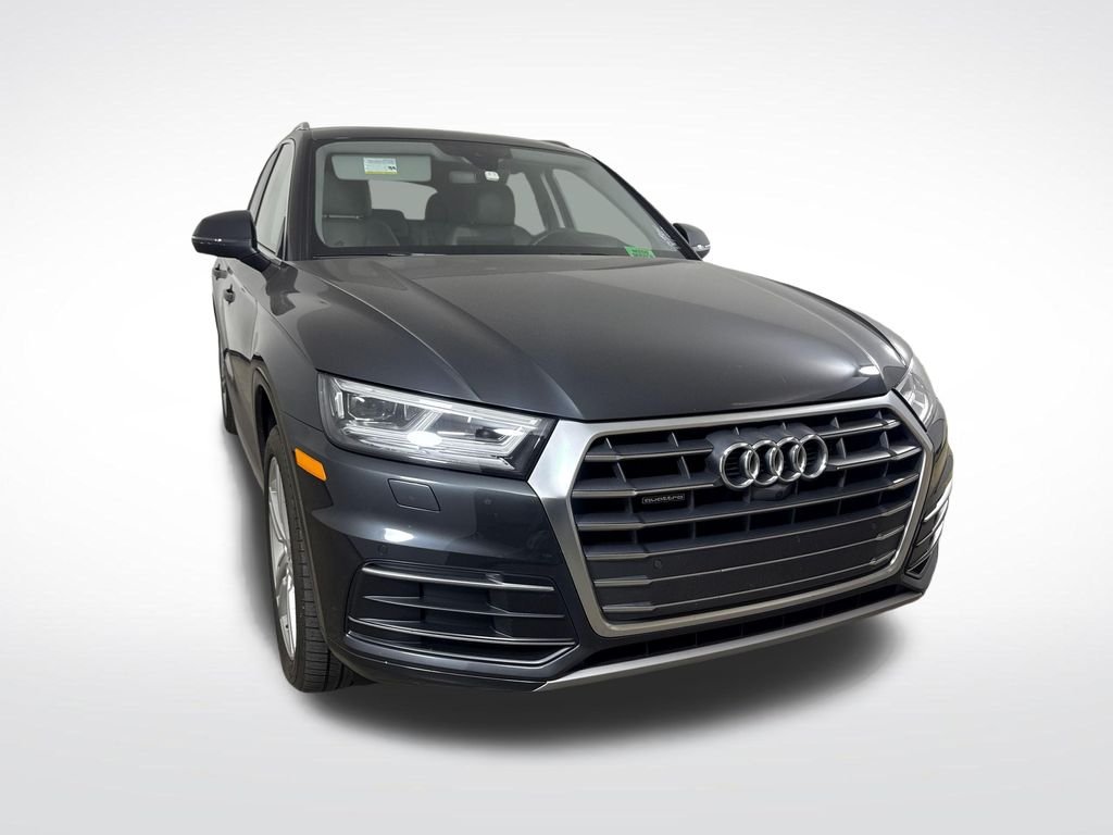 2018 Audi Q5 2.0T quattro S tronic Prestige's photo