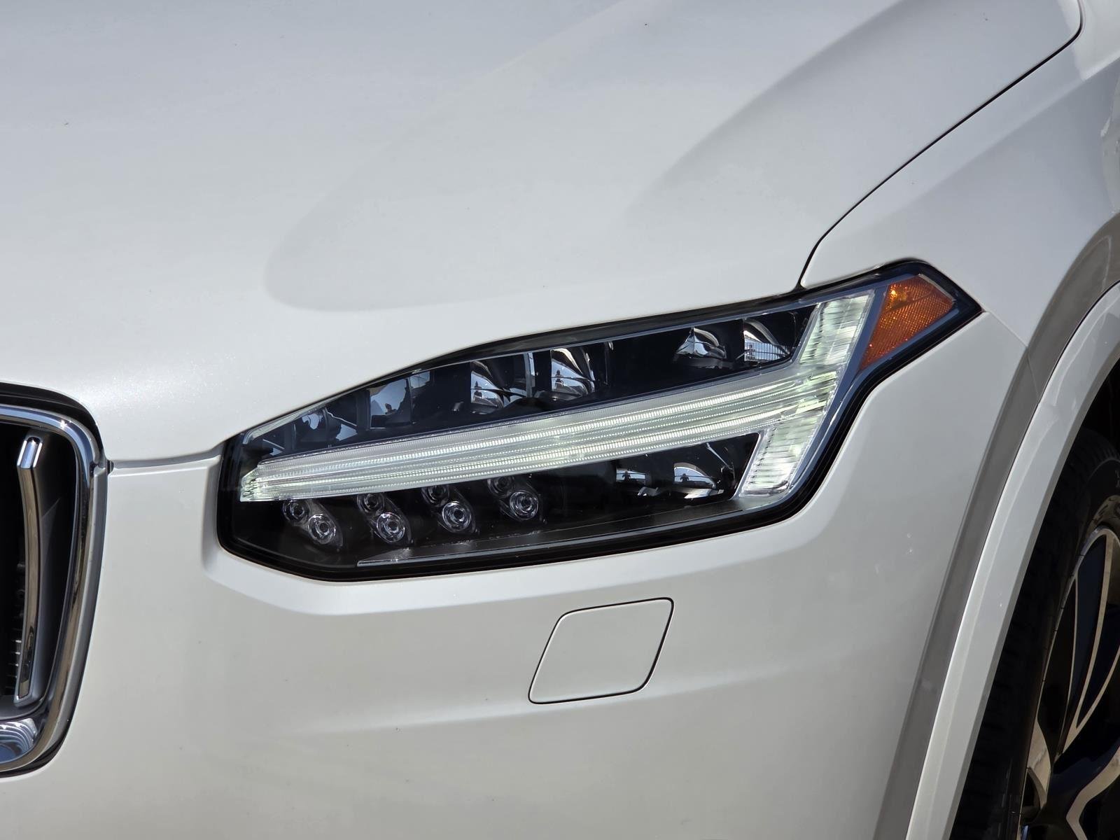 Used 2023 Crystal White Metallic Volvo Plus image 8