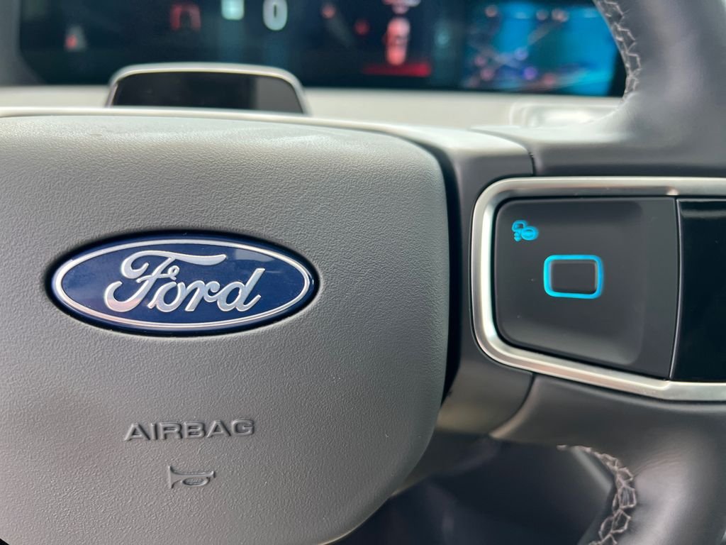 New 2026 Black Ford Platinum image 36