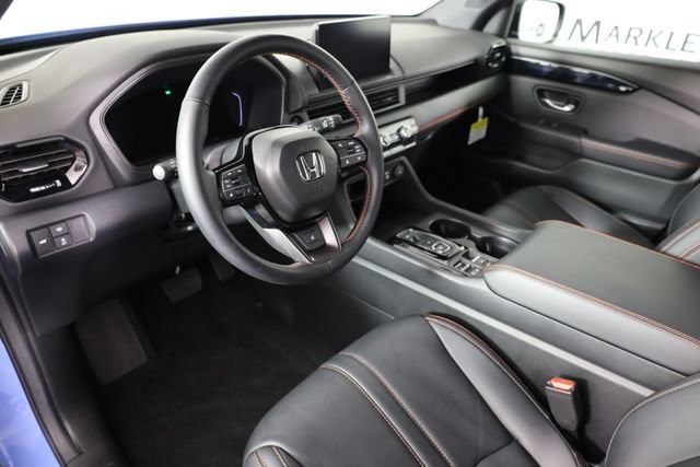 Used 2025 Blue Honda TrailSport image 18