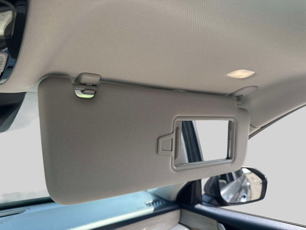 Used 2021 Gray Hyundai SEL image 31