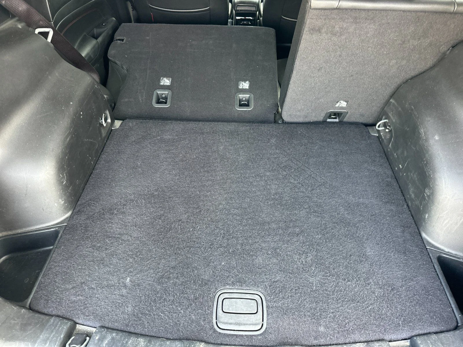 Used 2025 Silver Jeep Trailhawk image 14