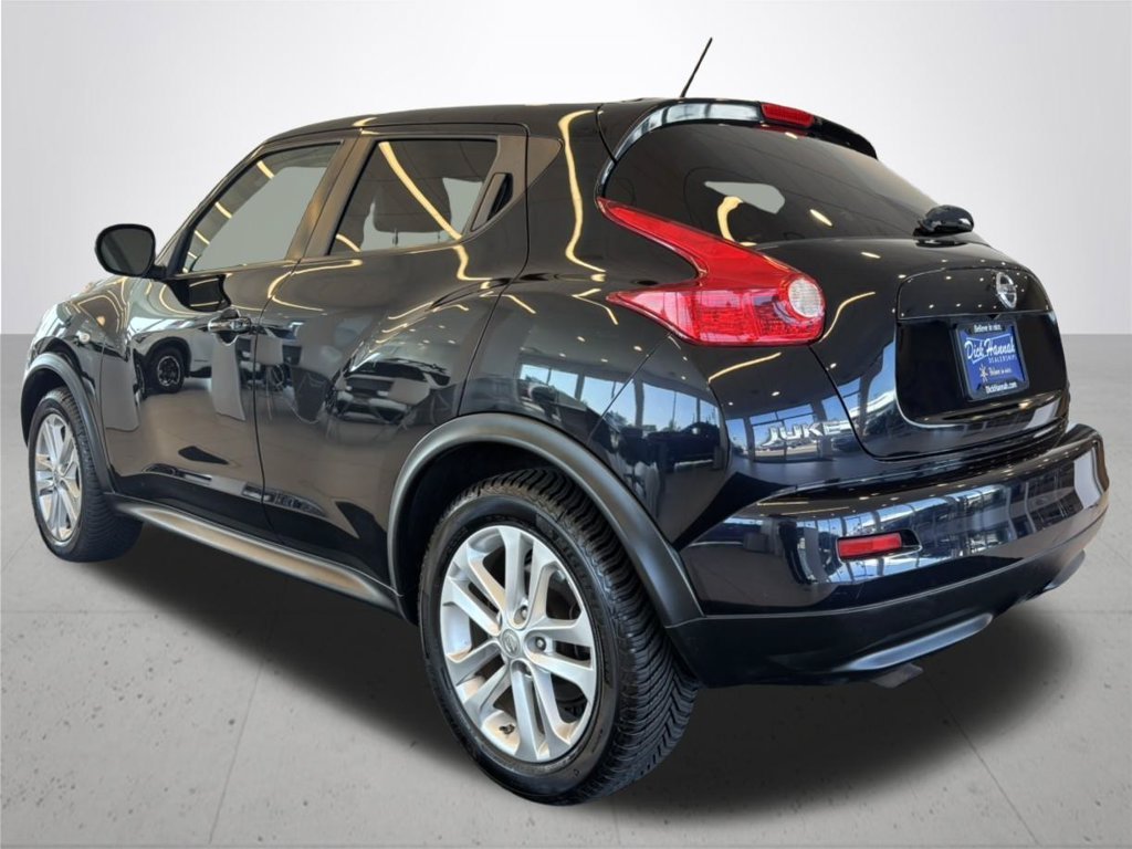 Used 2012 Black Nissan SL image 10
