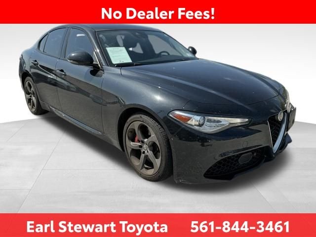 Used 2017 Black Alfa Romeo Base image 2