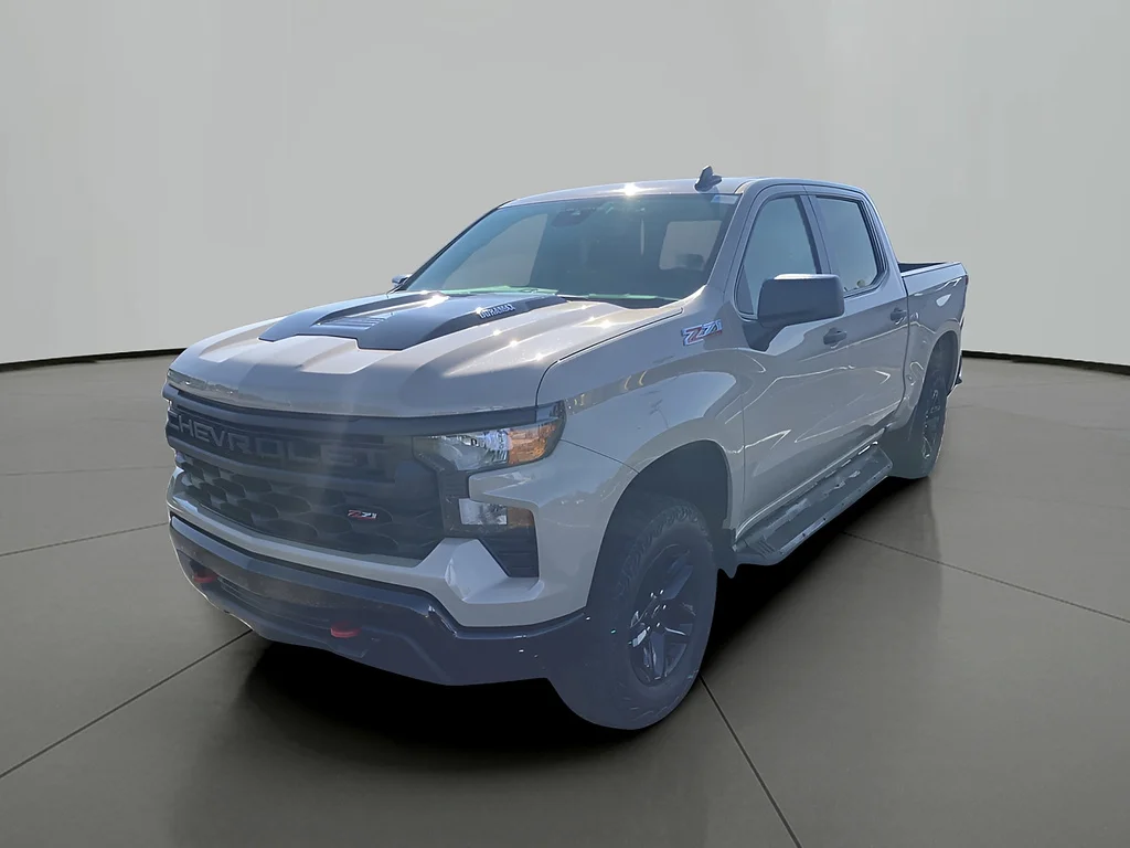 Used 2022 Sand Dune Metallic Chevrolet Custom Trail Boss image 2