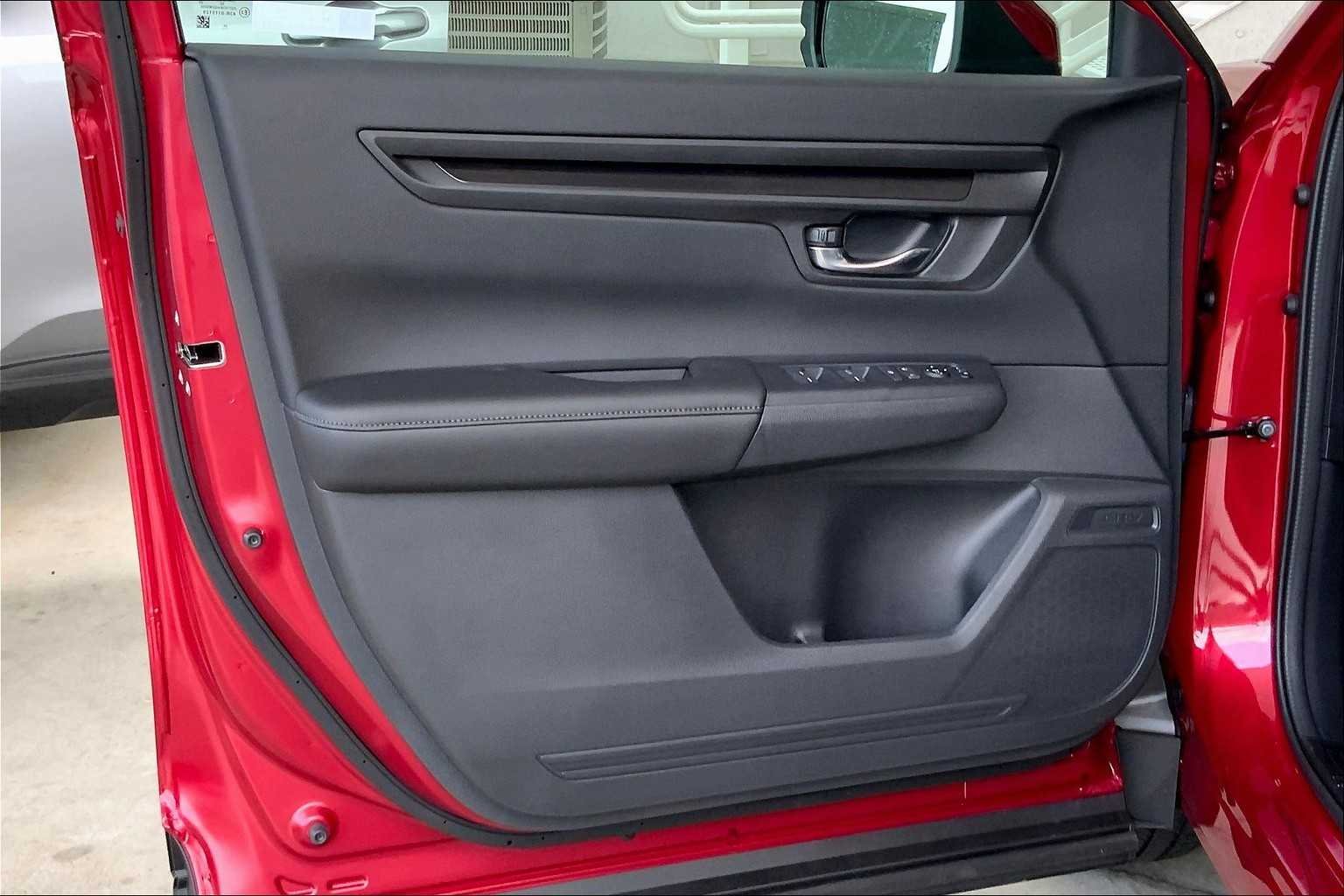 2026 Honda CR-V LX - Photo 10