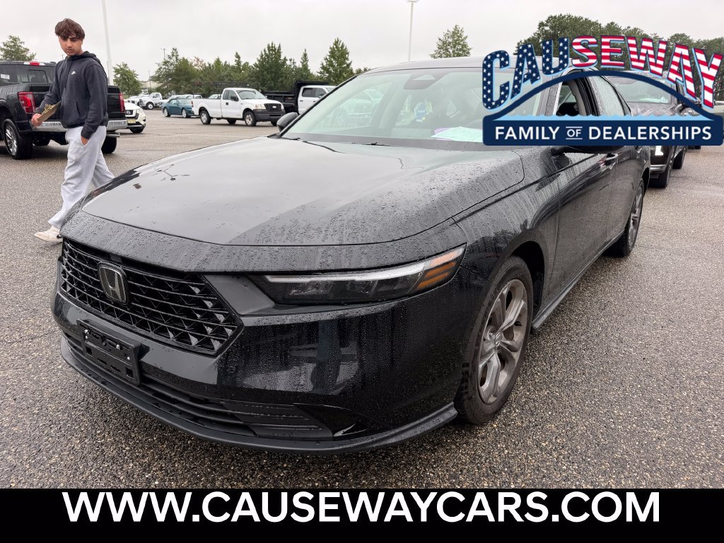 Used 2024 Black Honda EX image 1