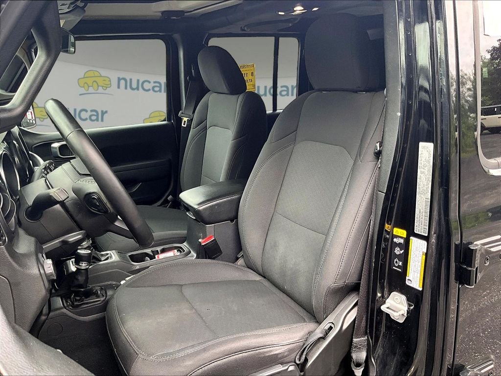 Used 2022 Black Jeep Unlimited Sport Altitude image 10