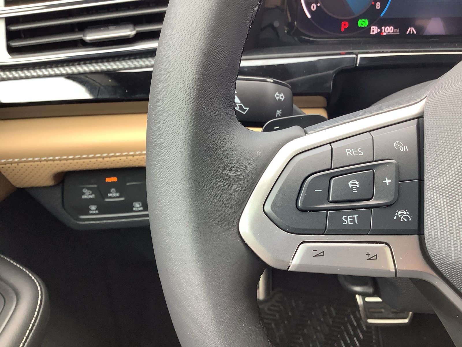 New 2026 PURE_GRAY Volkswagen 2.0T SEL R-Line Black image 26