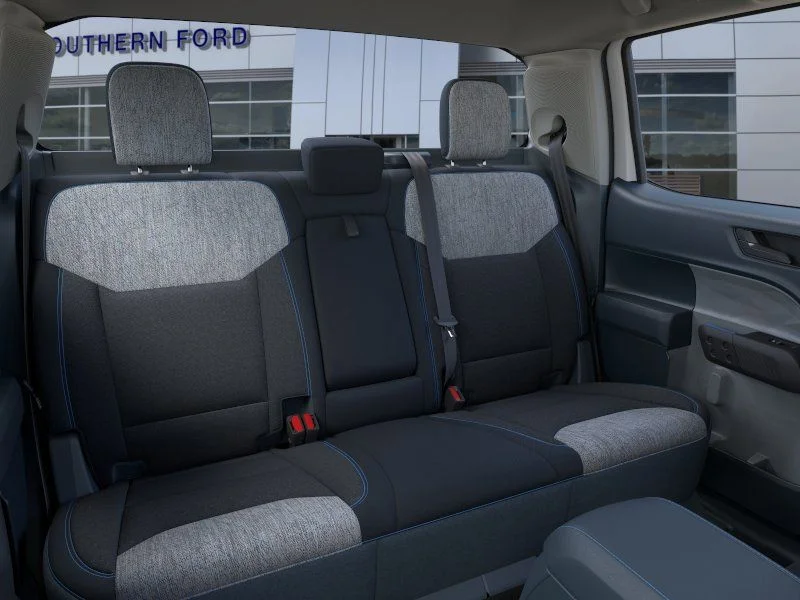 New 2026 Oxford White Ford XLT image 6