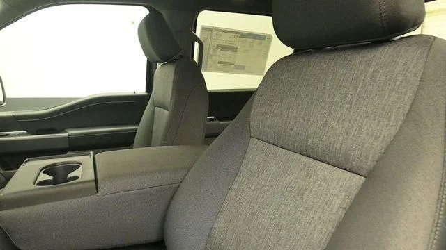 New 2026 Carbonized Gray Metallic Ford XLT image 21