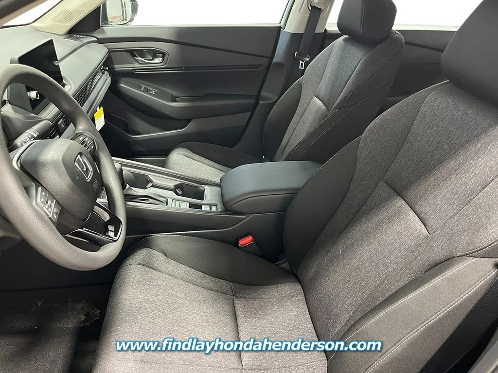 New 2026 Solar Silver Metallic Honda SE image 12