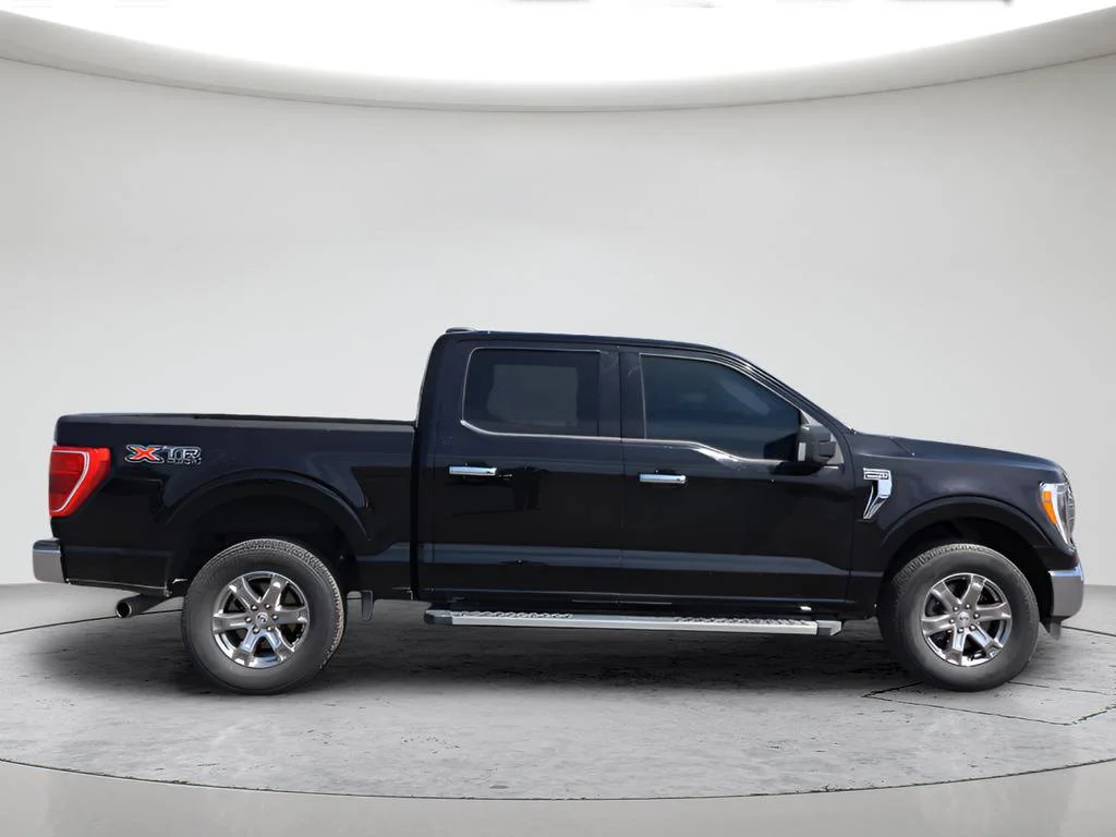 Used 2023 Black Ford XL image 6
