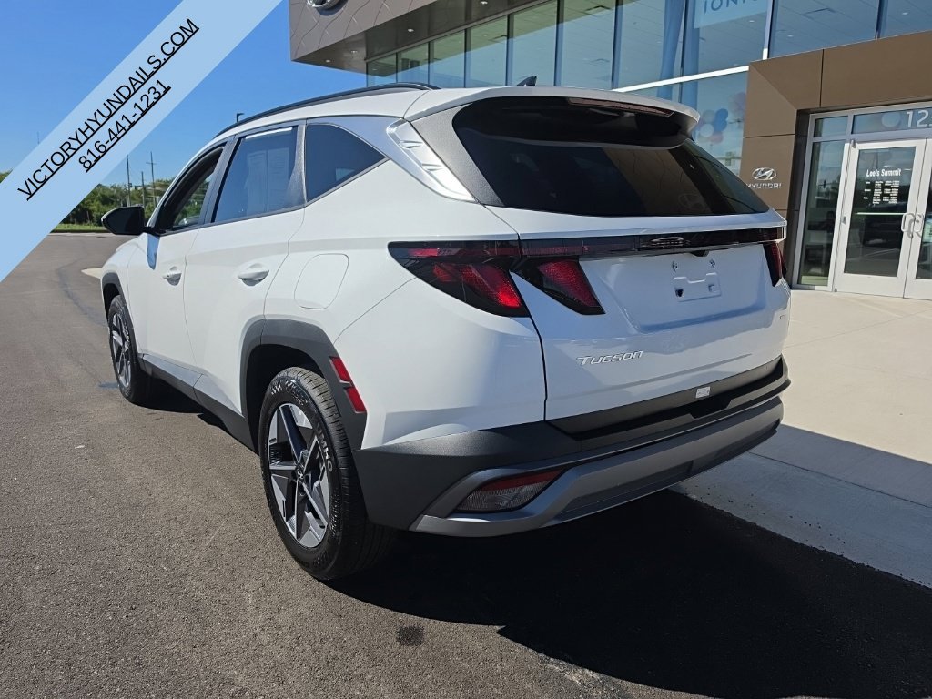 Used 2026 White Hyundai SEL image 3
